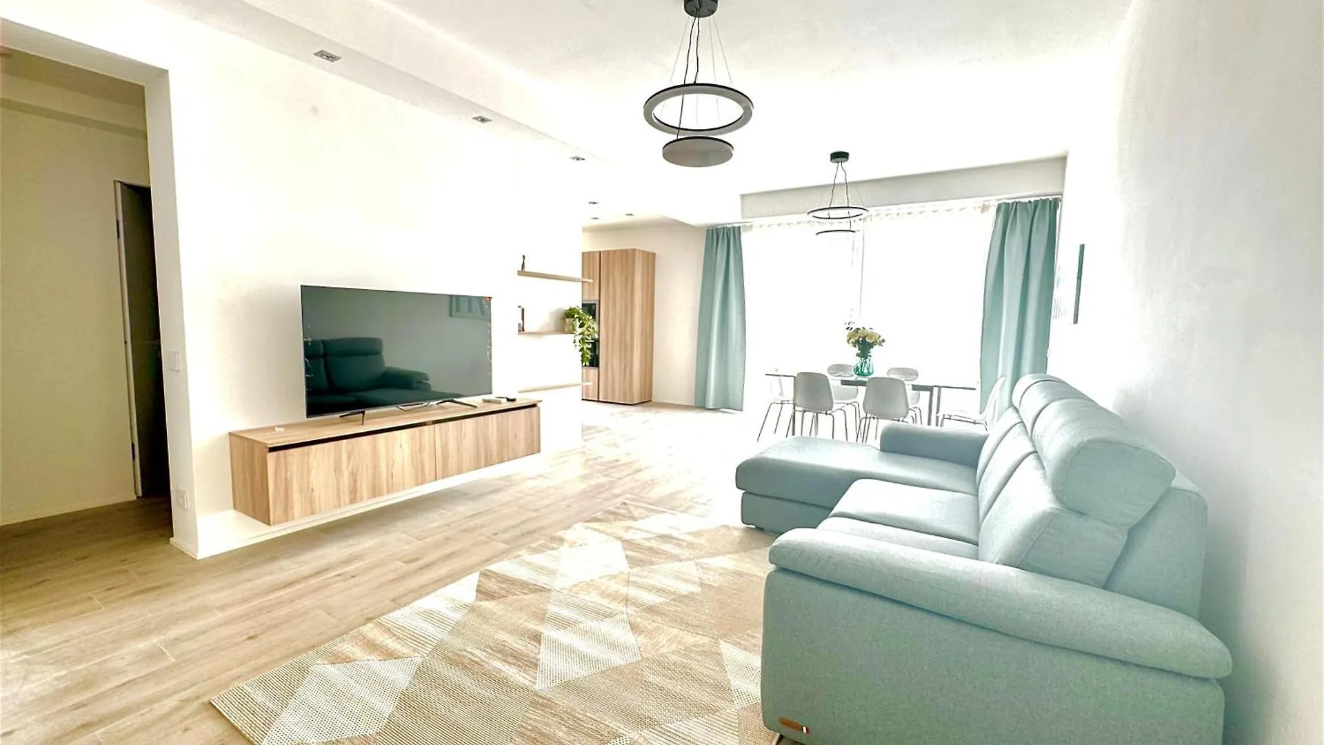 Tonfano Waterfront Penthouse Apartment Marina di Pietrasanta