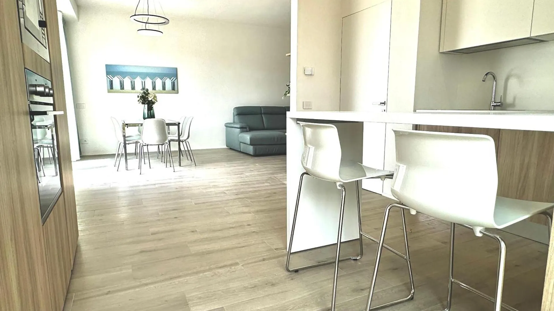 Tonfano Waterfront Penthouse Apartment Marina di Pietrasanta Italy