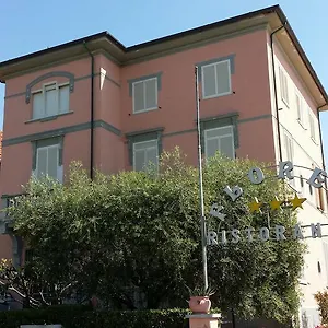 3* Hotel Flores