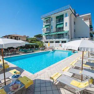 Hotel Suisse, Marina di Pietrasanta