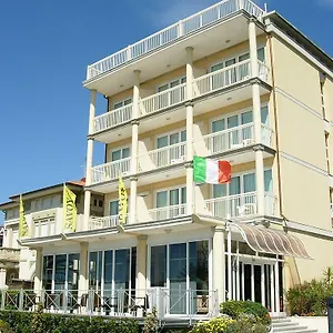 Hotel Savoy, Marina di Pietrasanta