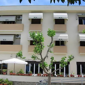 2* Hotel Naviglio